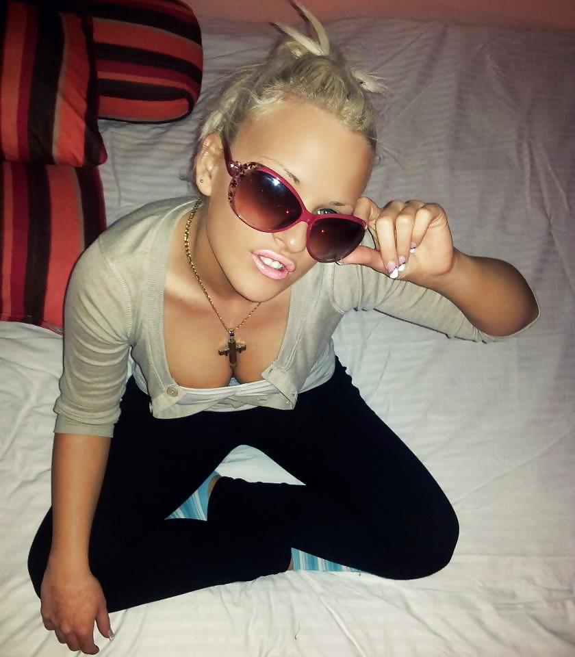 25P HOT Serbian GIRLS