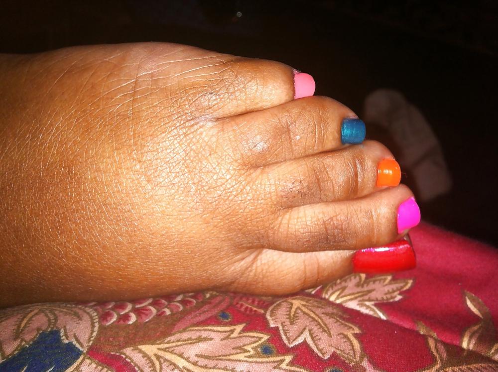 25P Colorful Toes Footjob