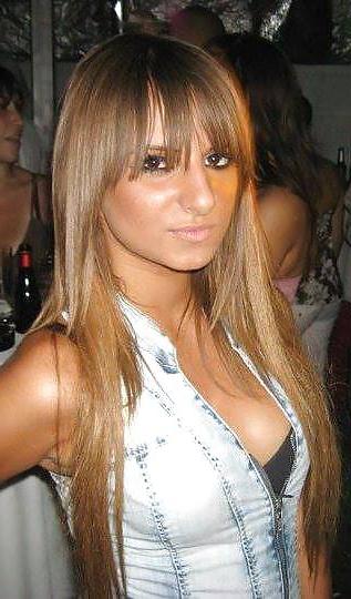 24P Serbian Girls, Milfs