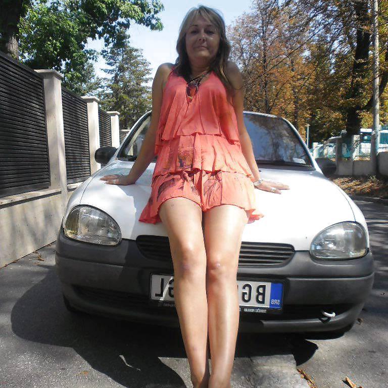 24P Serbian Girls, Milfs