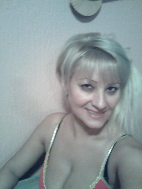 15P Serbian MILF Ljilja