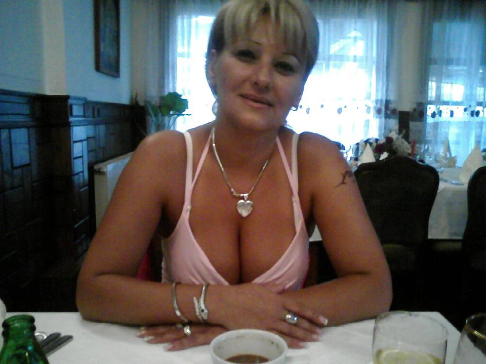 15P Serbian MILF Ljilja