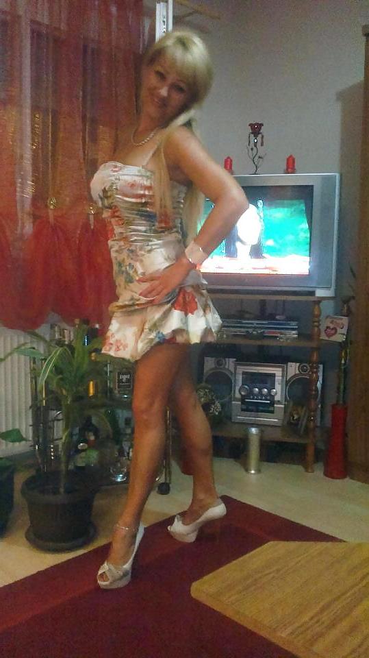 15P Serbian MILF Ljilja