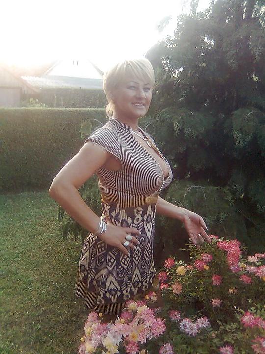 15P Serbian MILF Ljilja