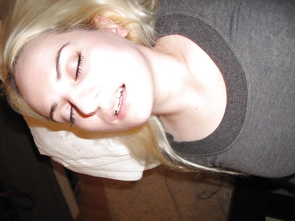 25P Serina the blond sex toy