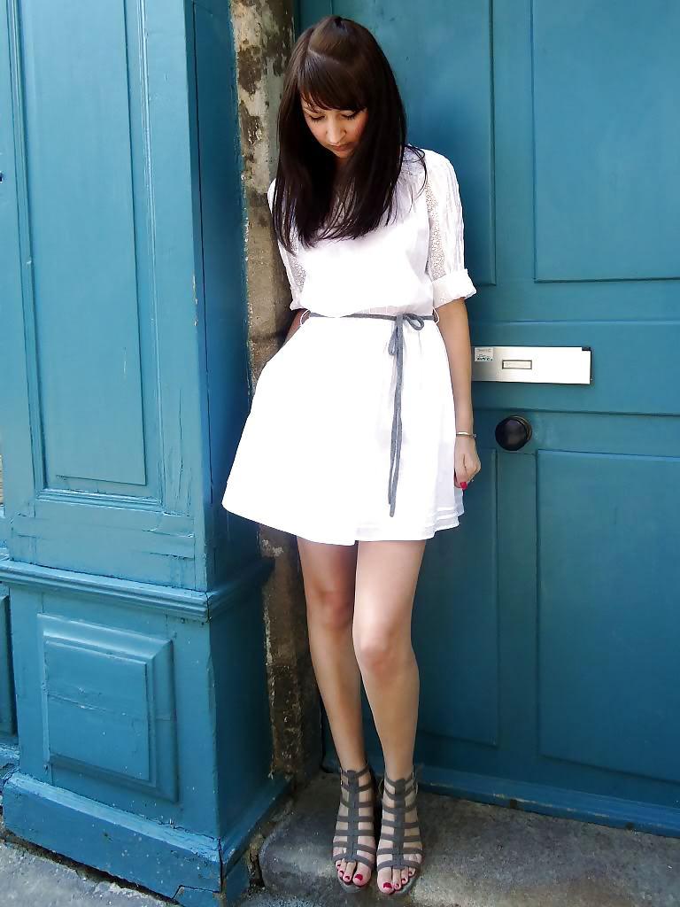20P French bloggers Mode with sexy legs 9