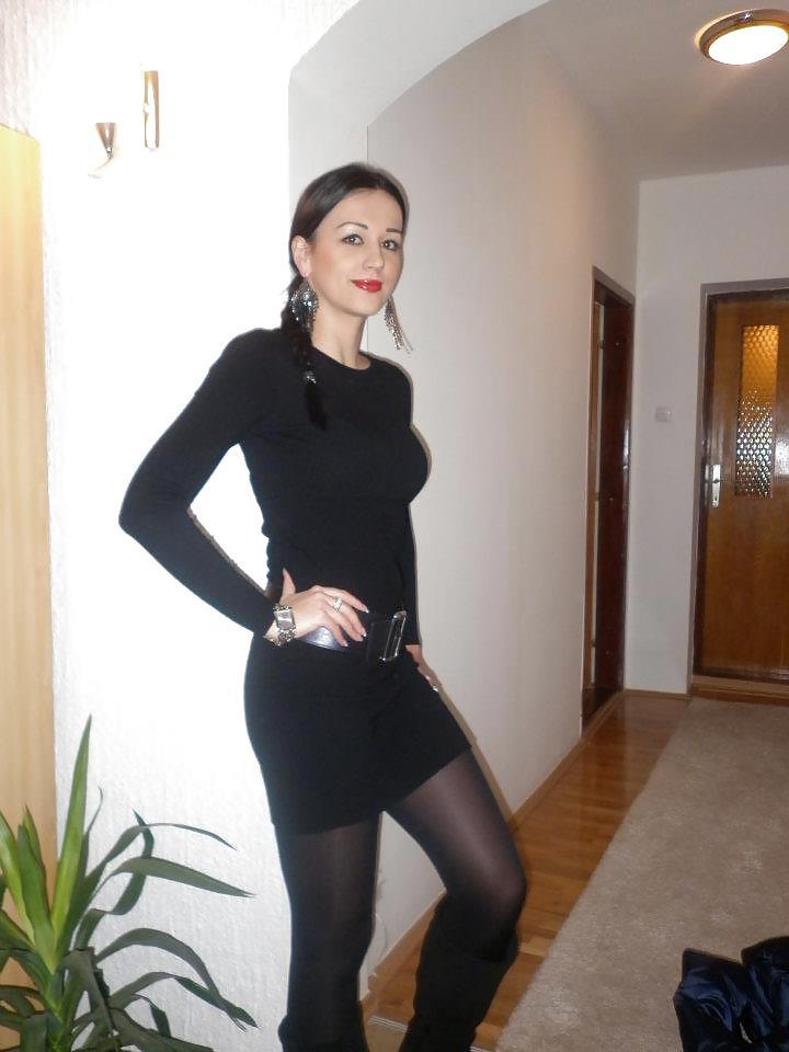 16P Serbian Hot Girl