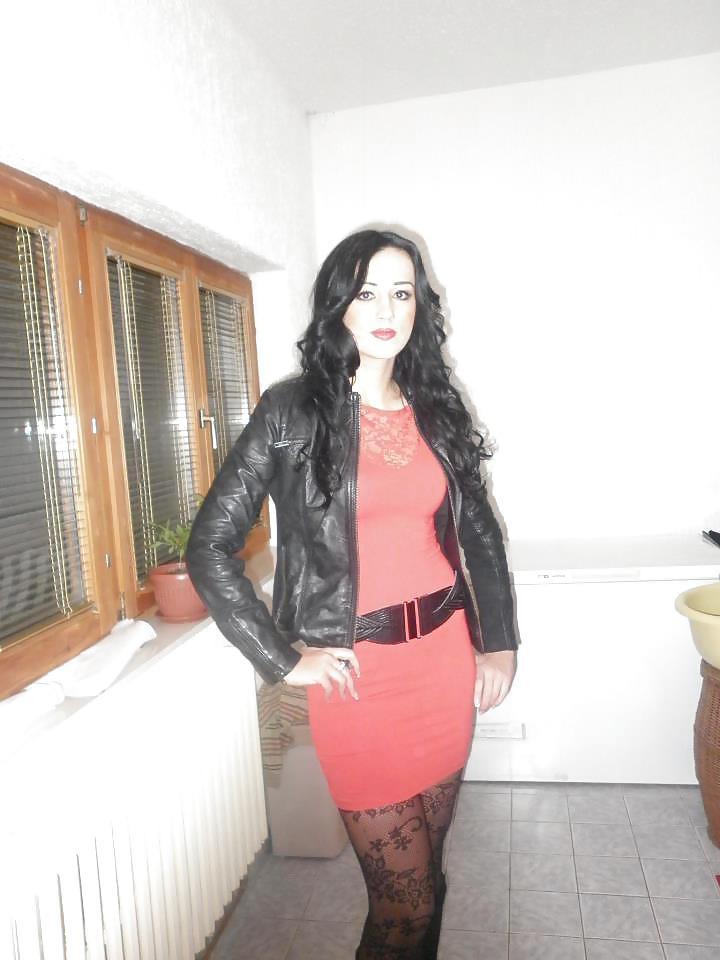 16P Serbian Hot Girl