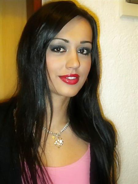 16P Serbian Hot Girl