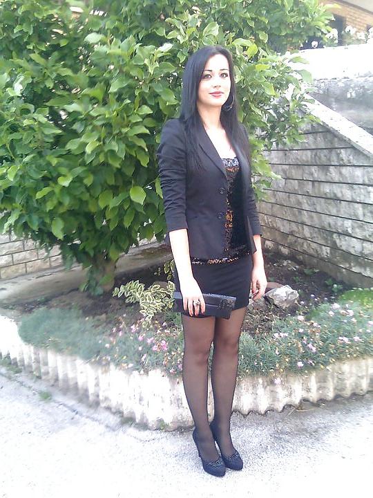 16P Serbian Hot Girl