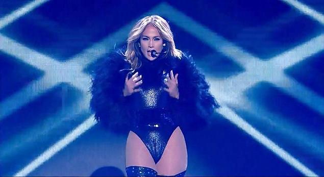 17P Jennifer Lopez Live it Up