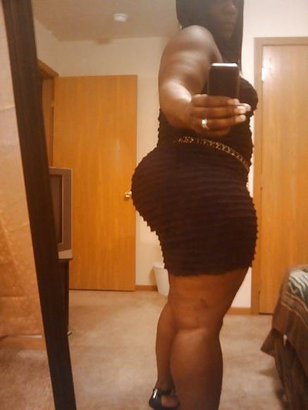 13P Thick Ebony MILF