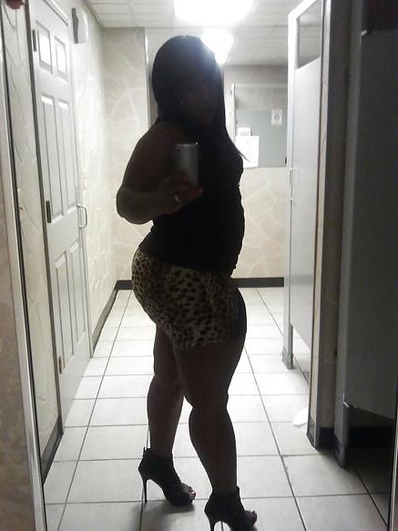13P Thick Ebony MILF