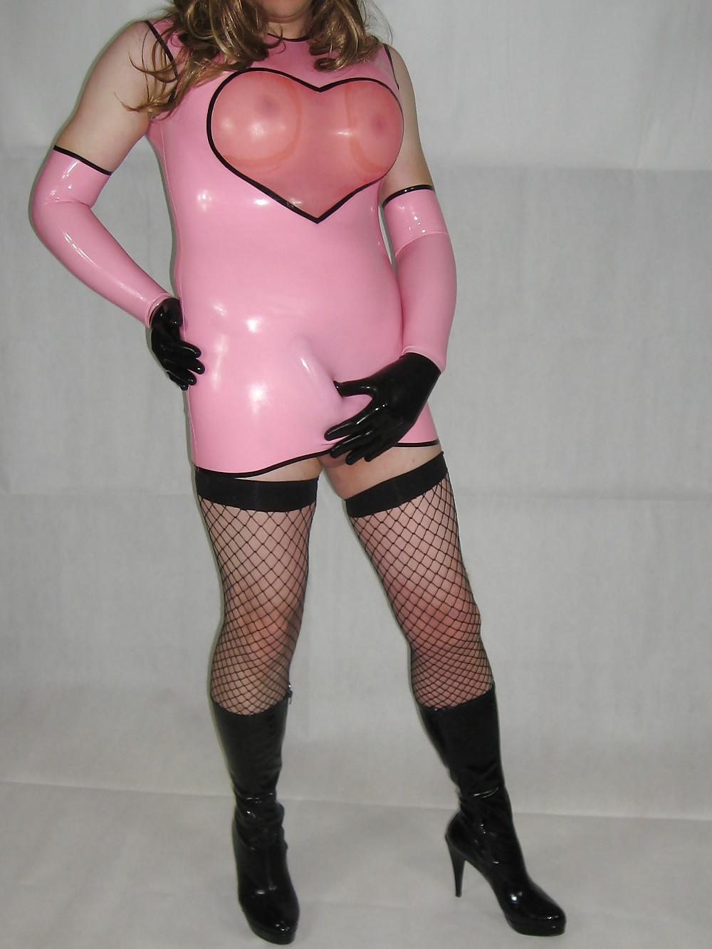 9P Pink latex dress