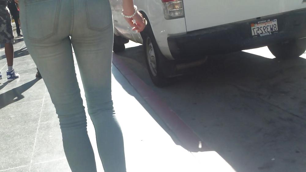 25P Sexy smooth teen ass & butt in blue jeans