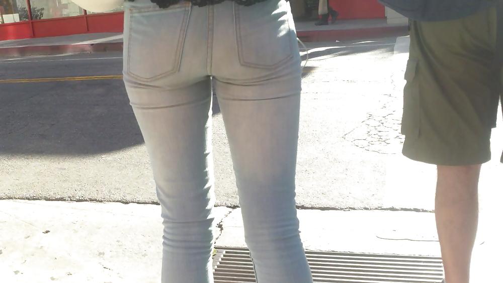 25P Sexy smooth teen ass & butt in blue jeans