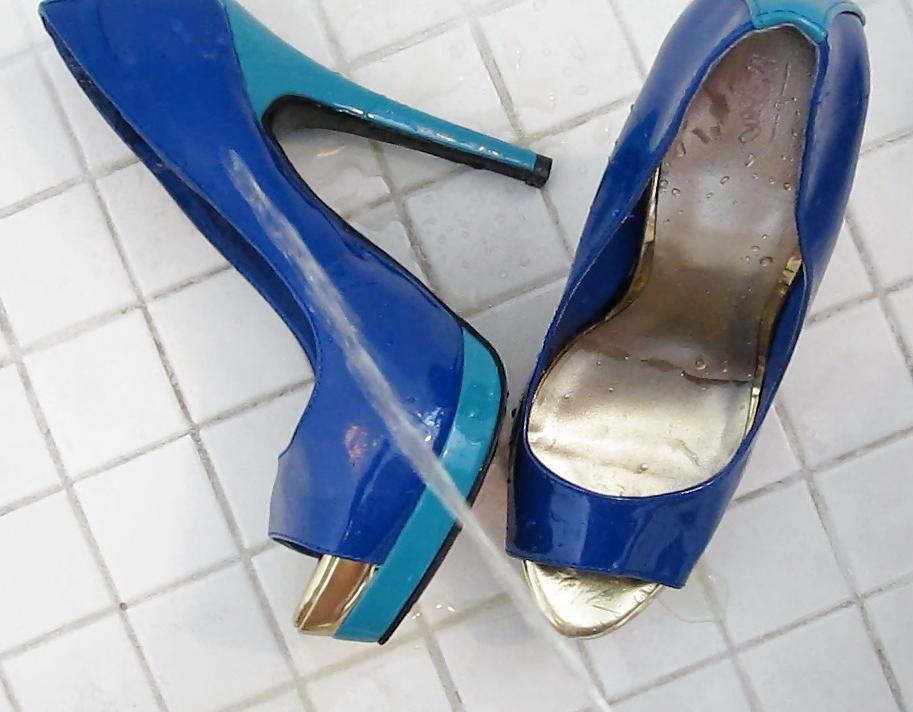 25P Blue Mossimo High Heel Peep Toe Shoes Cummed #2