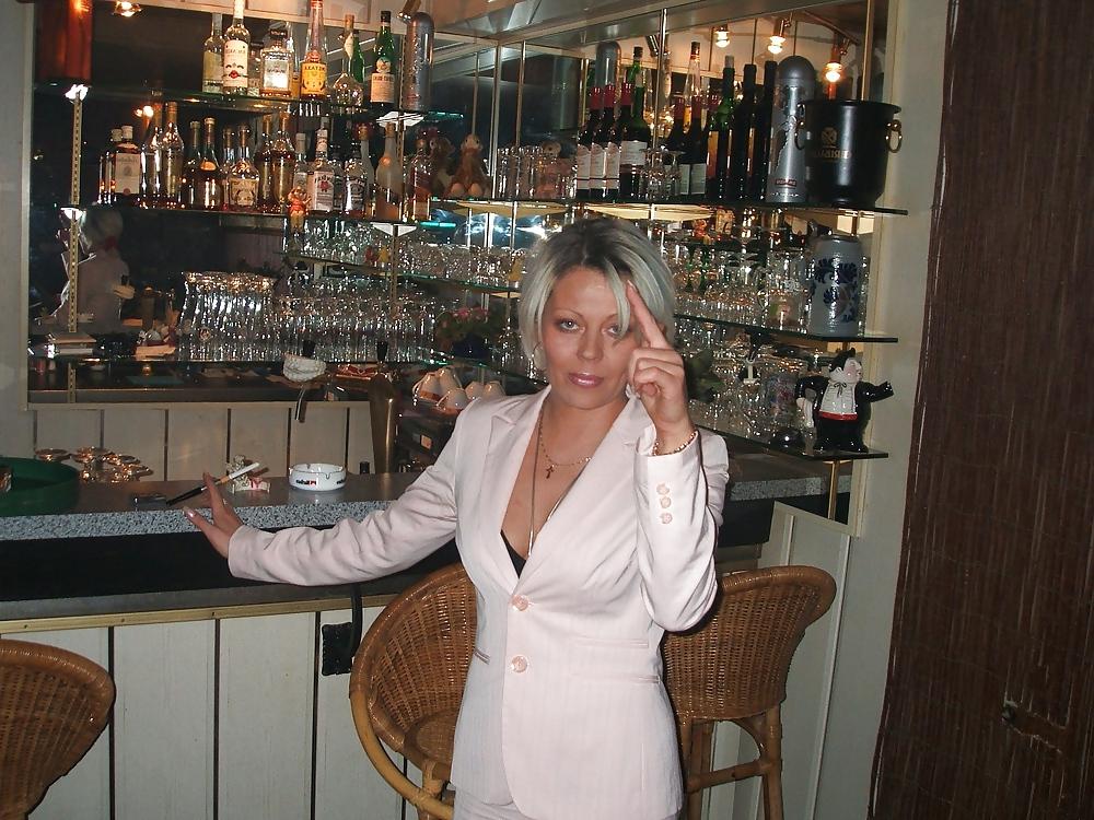 25P Milf in Sexy Lingerie Shows Her Gorgeous Body