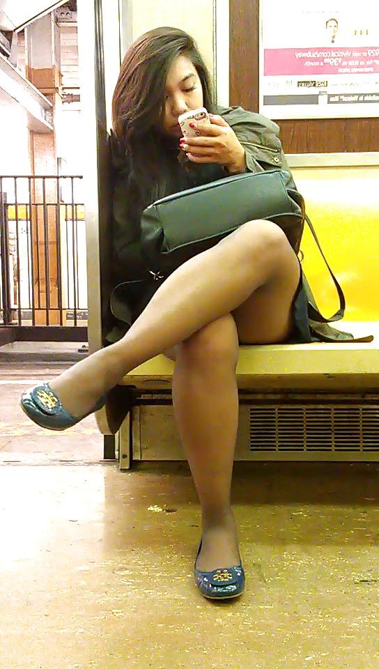 13P New York Subway Girls TAsian Short Skirt Thick Sexy Legs