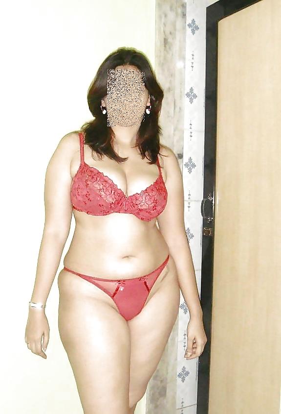 16P Indian Beauty Wife