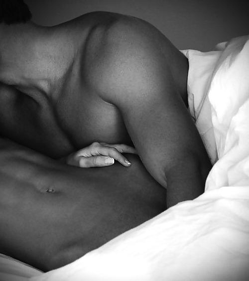 25P Sensual Pics