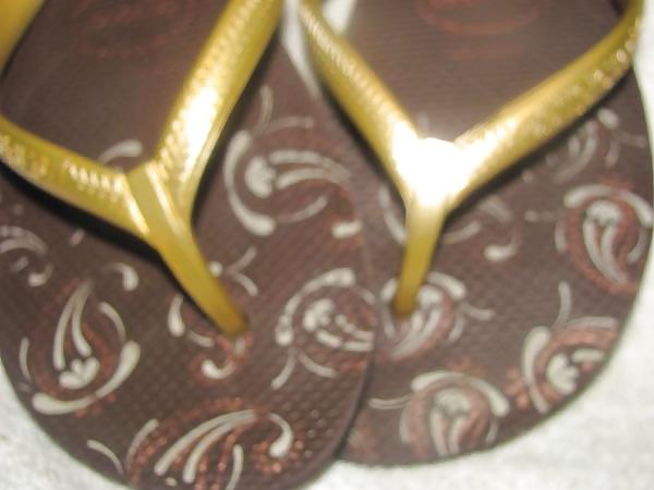25P Havaianas High Light II – Marrom mit langen Haaren