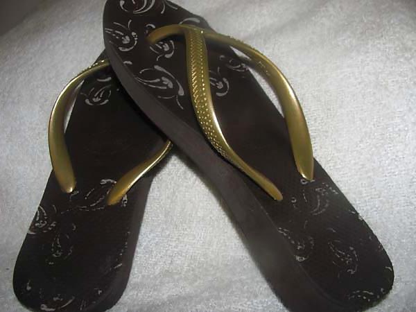 25P Havaianas High Light II – Marrom mit langen Haaren