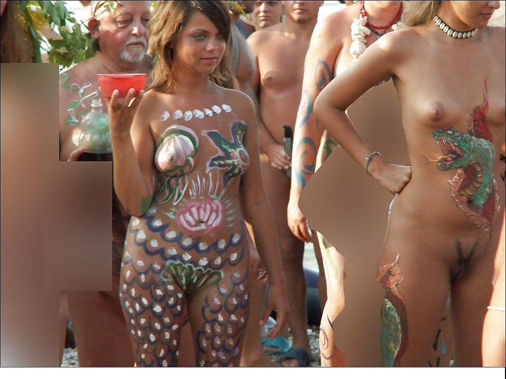 10P Nudist Pictures I love 19 Body painting