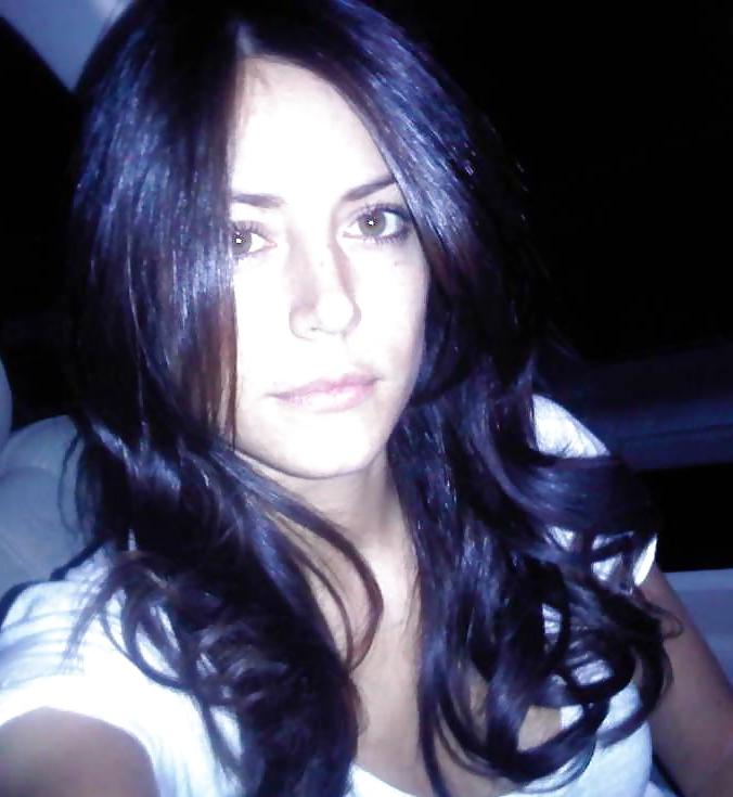 12P French hottie model Victoria