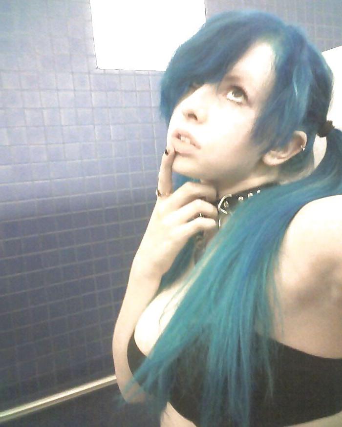14P Blue Hair Emo :)