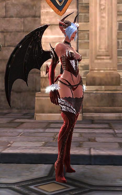 7P Red Halloween Costum for Tera Online
