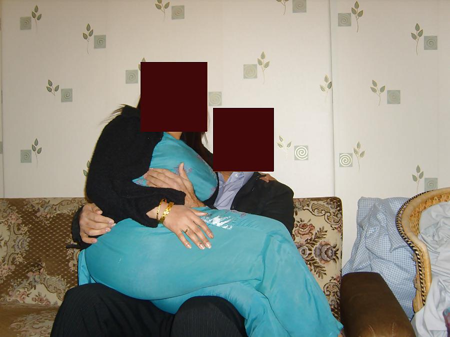 17P Pakistani cpl threesome fucking