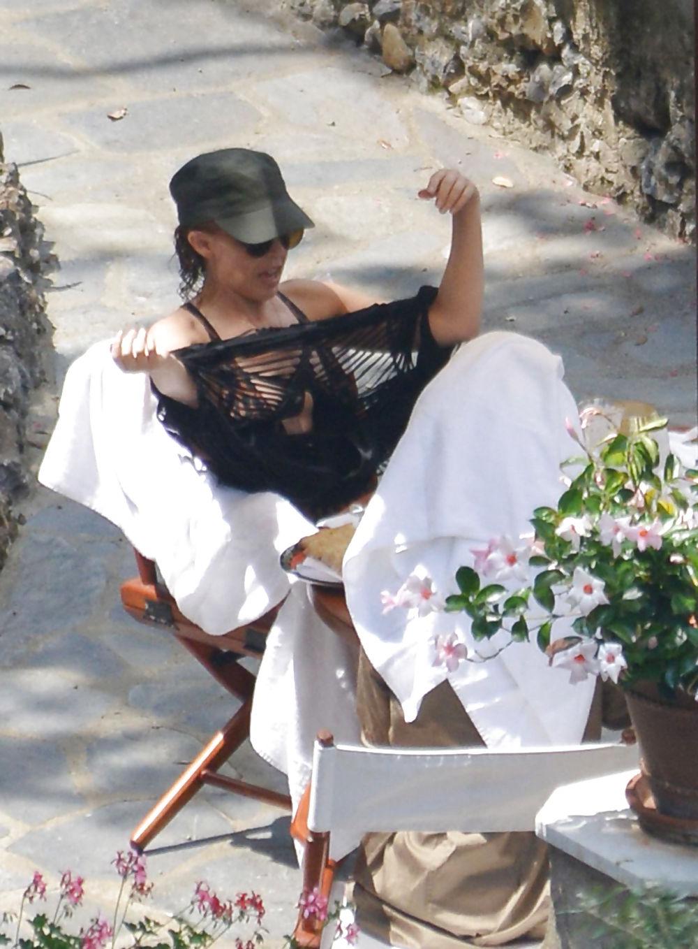 25P Kylie Minogue hot ass in swimsuit