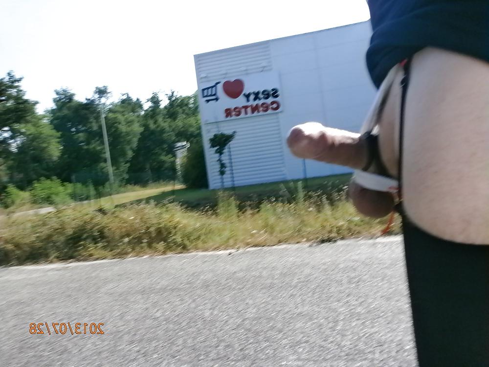 12P Public cock exhib suck dick sexe outdoor