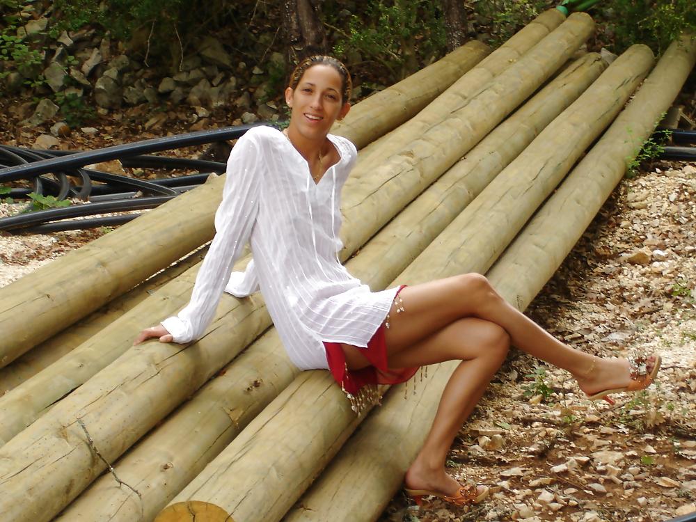 25P Sandrine French Milf 1
