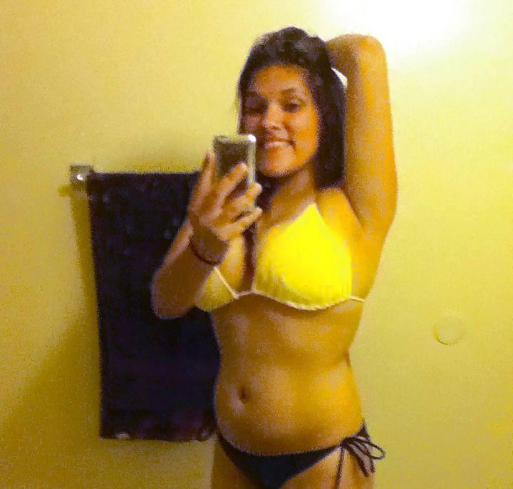 25P Latinas in swim suits 2
