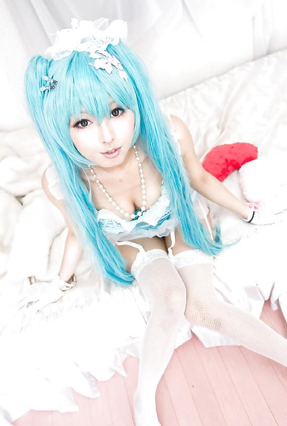 25P Amazing Japanese Cosplay