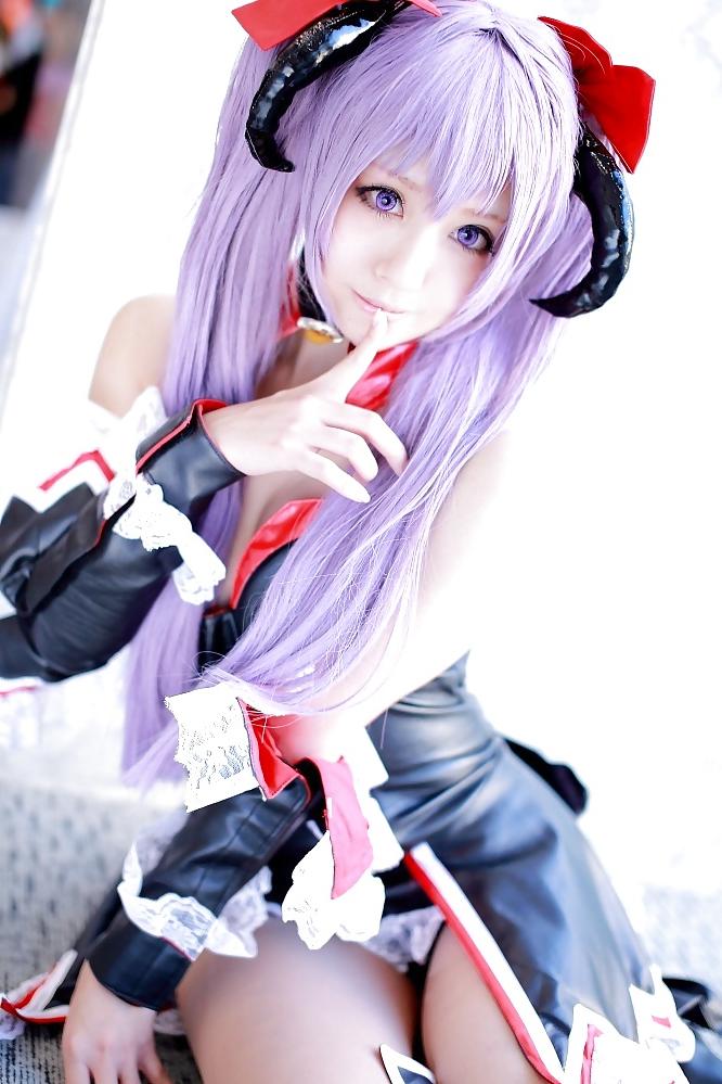 25P Amazing Japanese Cosplay