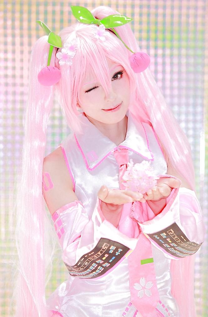 25P Amazing Japanese Cosplay