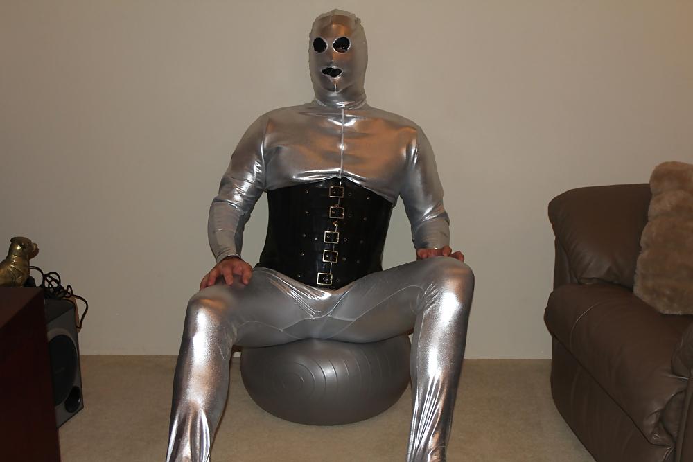 5P New spandex suit with a layer of latex underneath