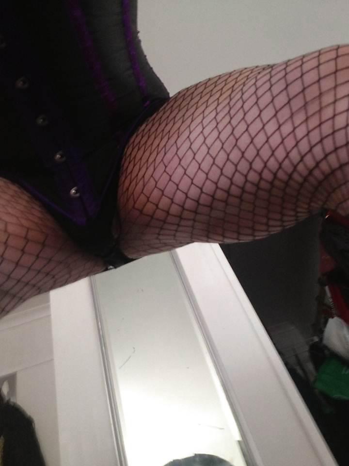17P New Purple Corset and fishnets