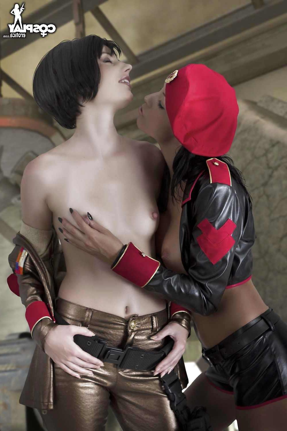 25P Ero Cosplay