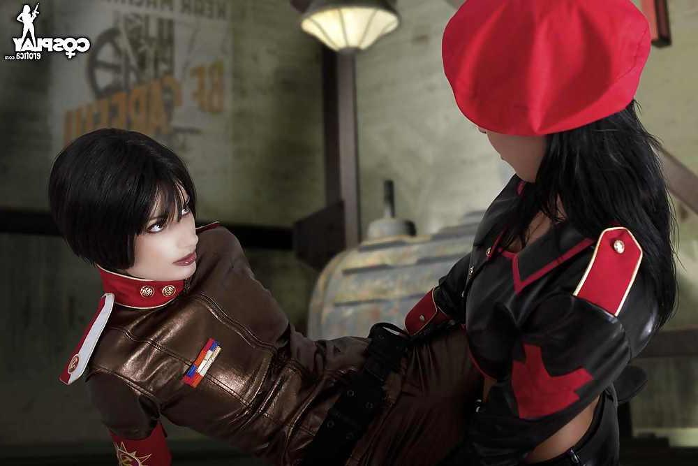 25P Ero Cosplay