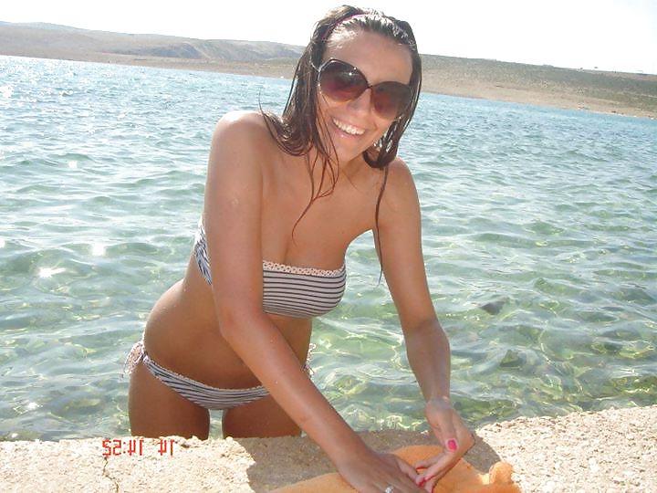 25P TEEN BABES FROM FACEBOOK . COMMENT THEM DIRTY