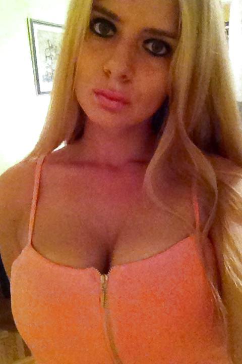 25P TEEN BABES FROM FACEBOOK . COMMENT THEM DIRTY