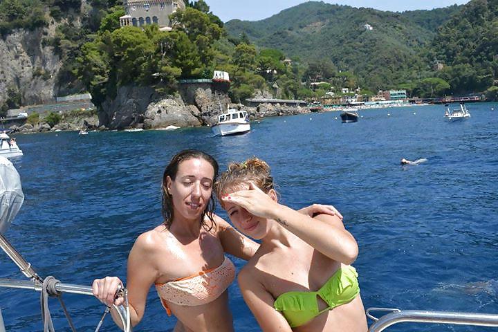 25P TEEN BABES FROM FACEBOOK . COMMENT THEM DIRTY