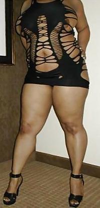 9P Thick latina with ass