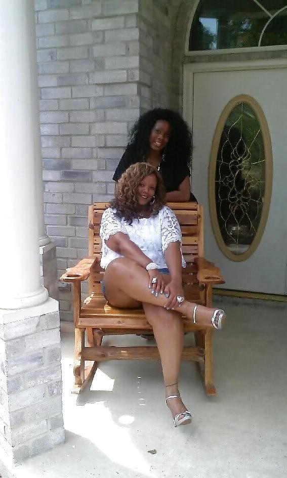 14P Thick Ebony MILF....Yes Indeed!!!!