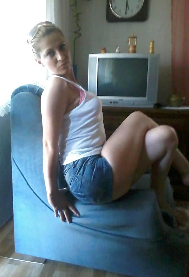25P Serbian Milf 5
