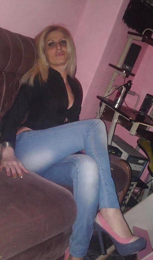 25P Serbian Milf 5